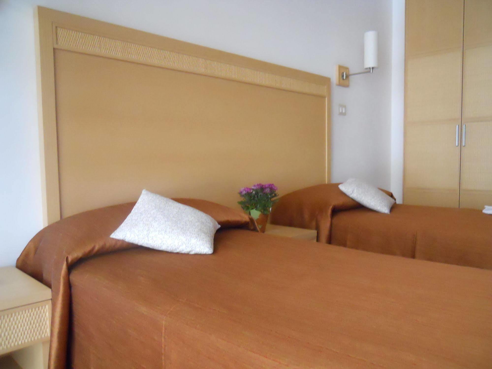 Catania Crossing B&B - Rooms & Comforts 외부 사진