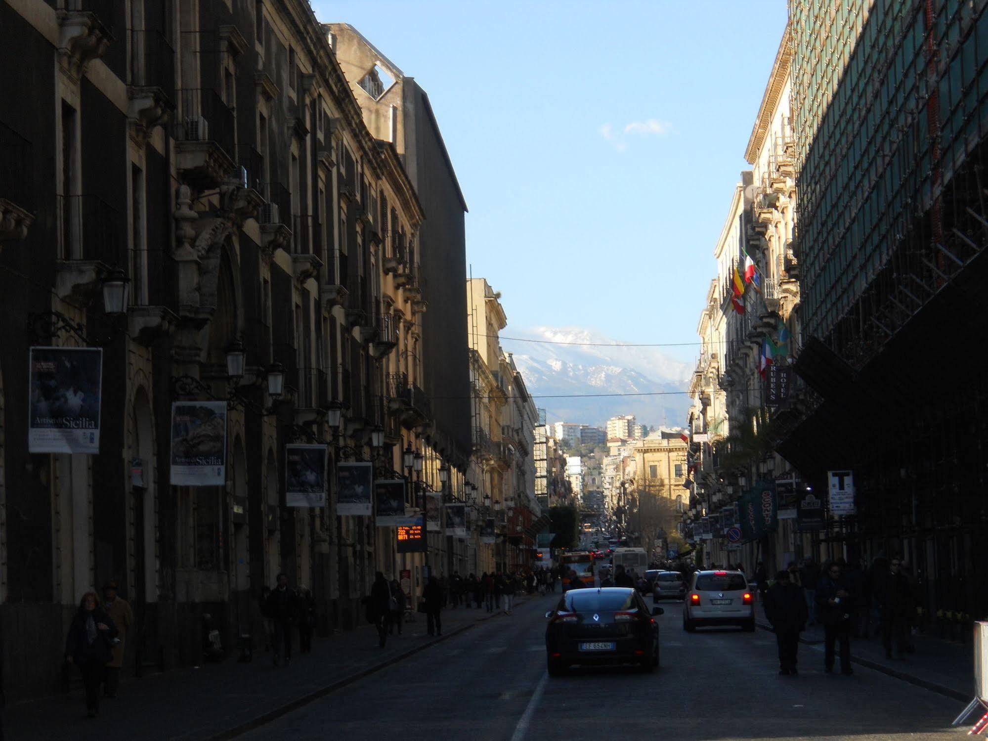 Catania Crossing B&B - Rooms & Comforts 외부 사진